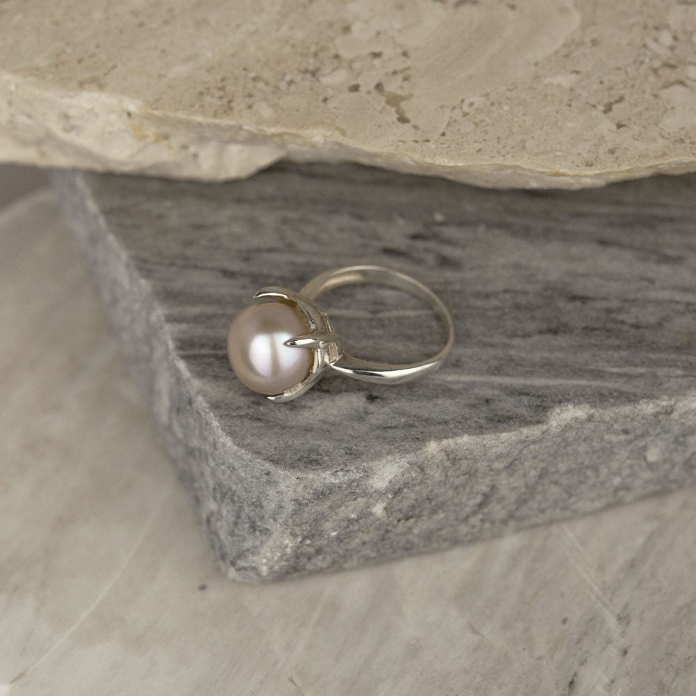Pearl Ring with Lavender Pearl | 10 - 11 mm | Button Pearl | VRP5 - Image 1