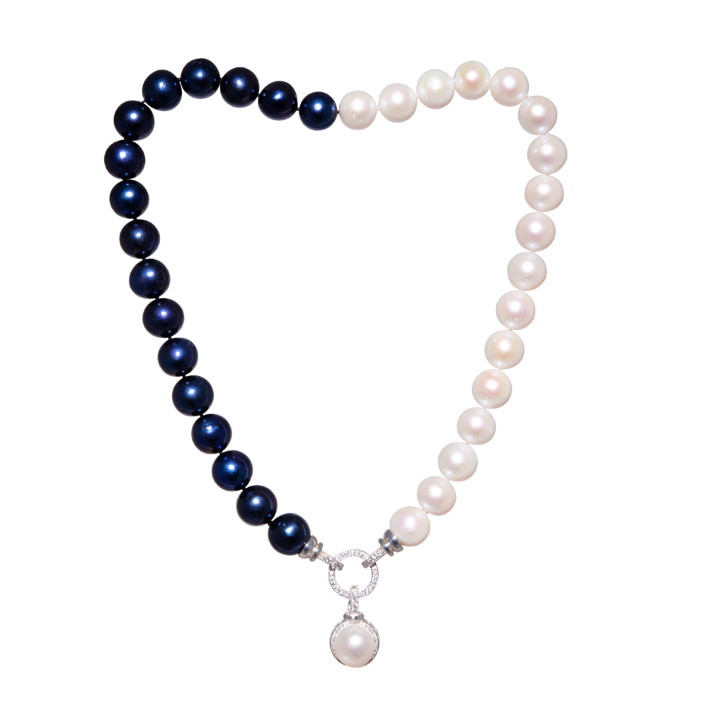 Exclusive large pearl necklace "Black & White" | 11.5 – 12.5 mm | Round Pearls - Image 1