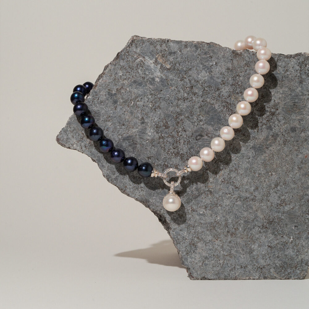 April_Unique_Website_4 Exclusive large pearl necklace "Black & White" | 11.5 – 12.5 mm | Round Pearls - Image 2