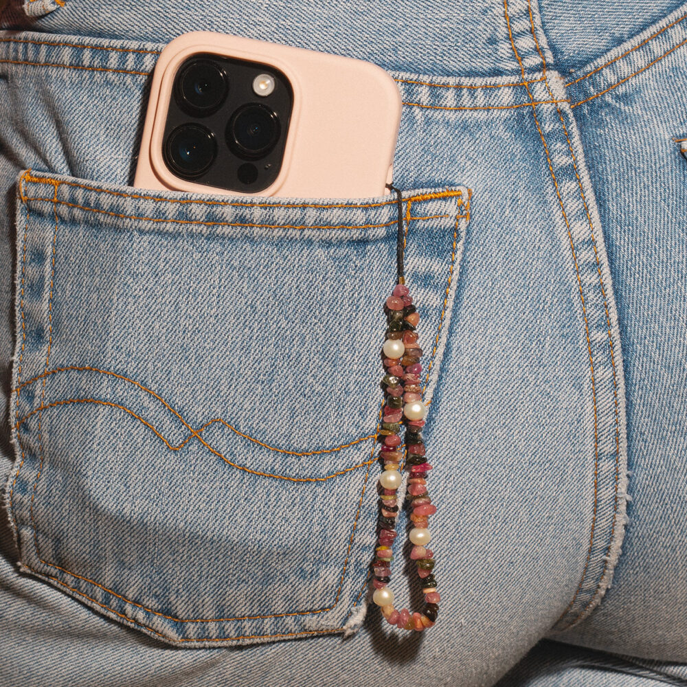 Phone Accessory ‘June’ with Tourmaline and Garnet | 5.5 – 6.5 mm | Round White Pearls + Colored Stones - Image 2