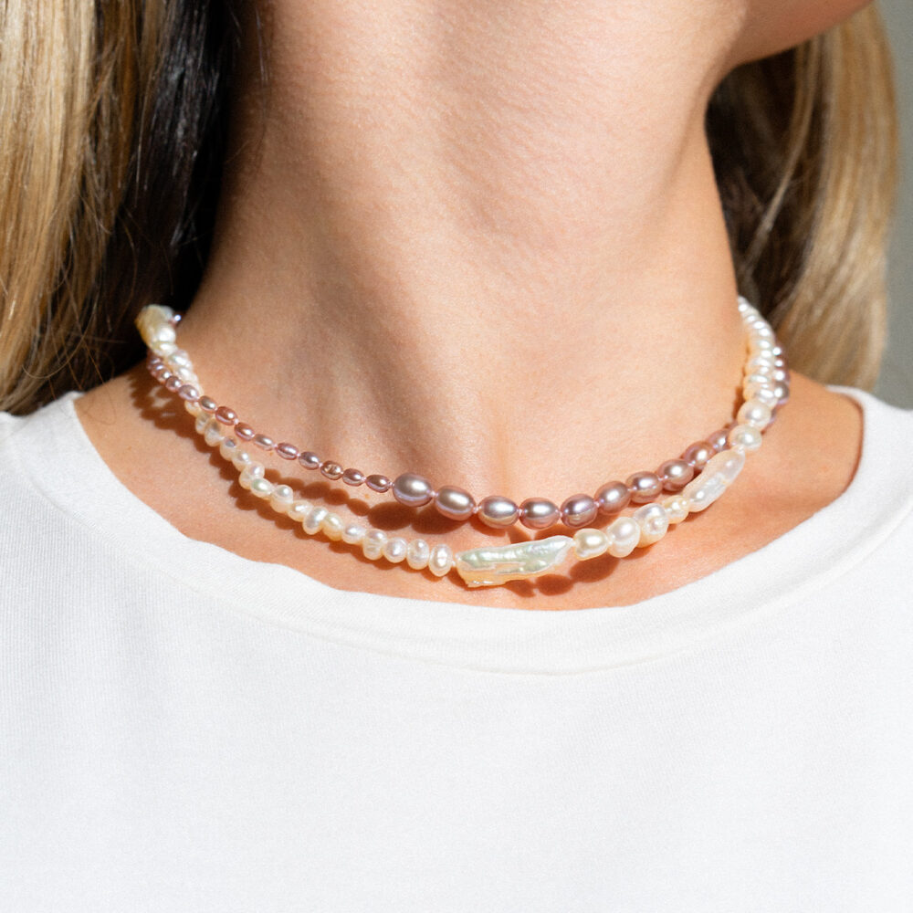 Classic Pearl Necklace with a Twist Nr. 2 | 3.5 – 4.5 mm | Irregular Pearls - Image 2