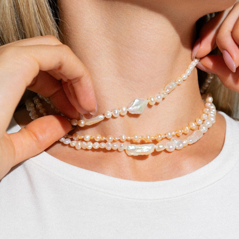 Classic Pearl Necklace with a Twist Nr. 4 | 2.5 – 5.5 mm | Round + Oval Pearls - Image 2